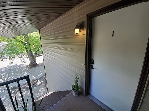 3rd image of 1411 S 2nd St W APT 1