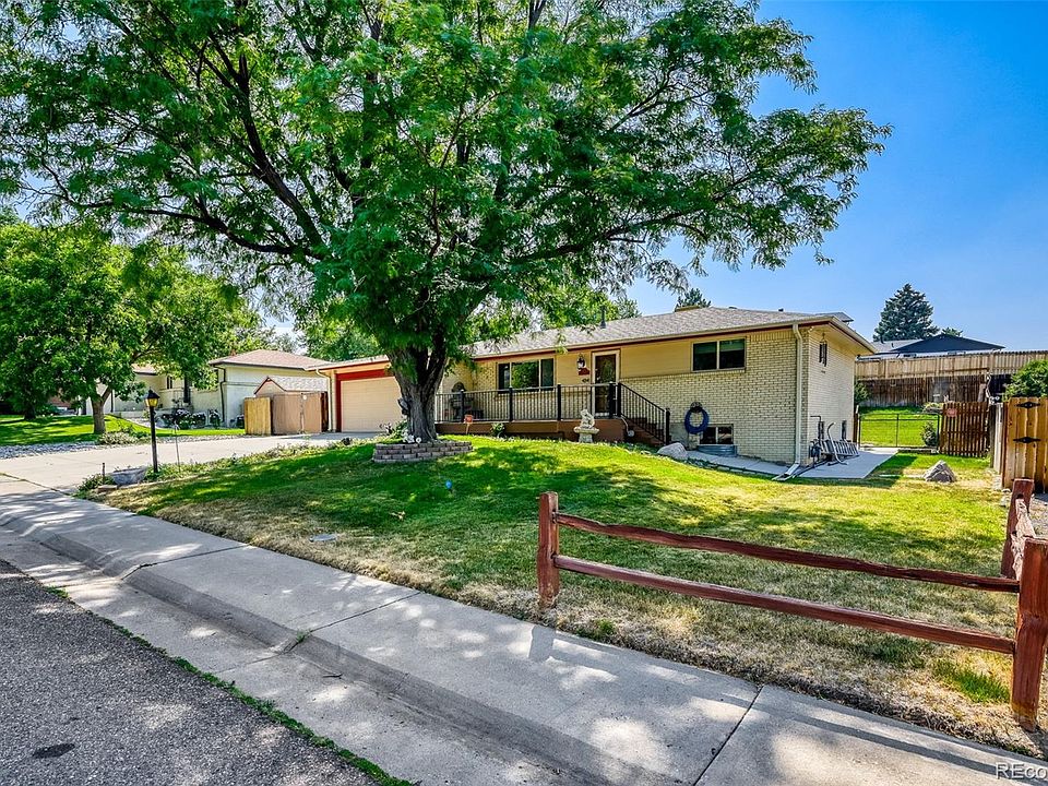 1st image of 4757 S Oak Court