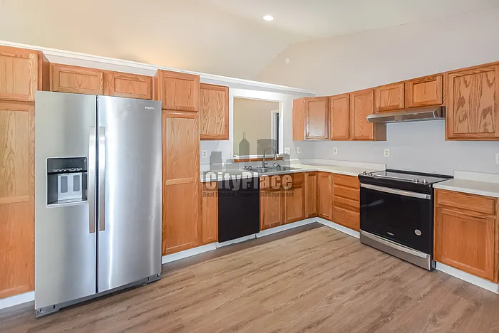 4617 Welton St — Photo 13