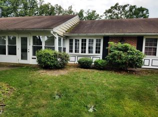 688B Plymouth Dr, Lakewood, NJ 08701