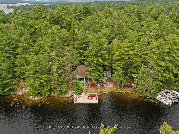 3rd image of 347 Weslemkoon Lake Rd