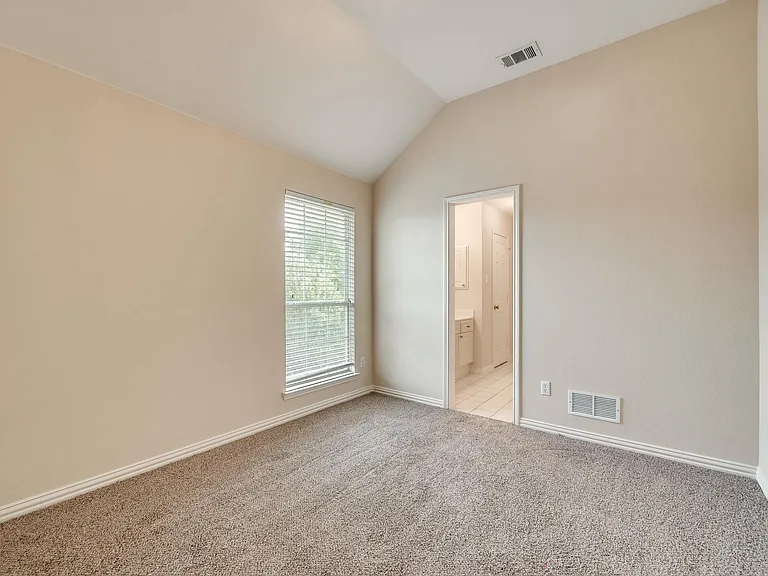 3902 Harlington Ln — Photo 27