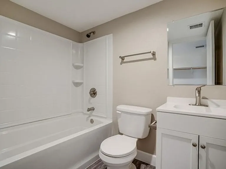 603 S Bellview — Photo 8