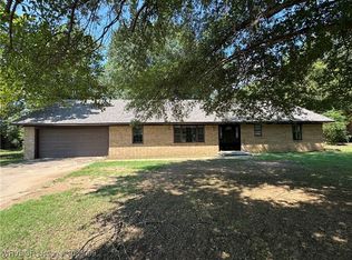 104 Freeferry Dr, Roland, OK 74954