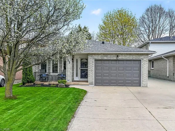 55 Horizon Ct, Hamilton, ON L9B 1W9