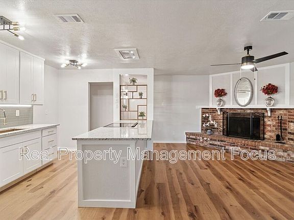 5th image of 511 Cumberland Dr