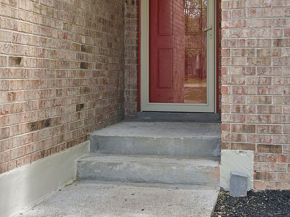 4th image of 4644 Woodside Dr