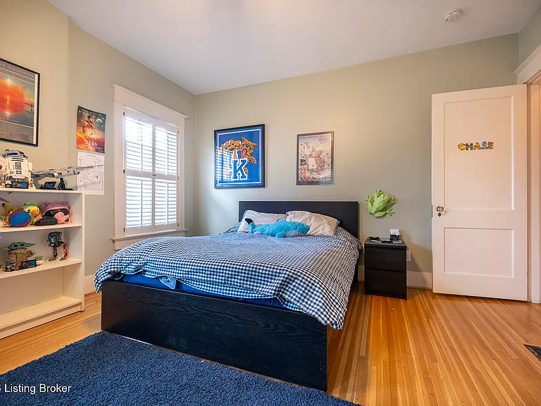 2424 Longest Ave — Photo 31