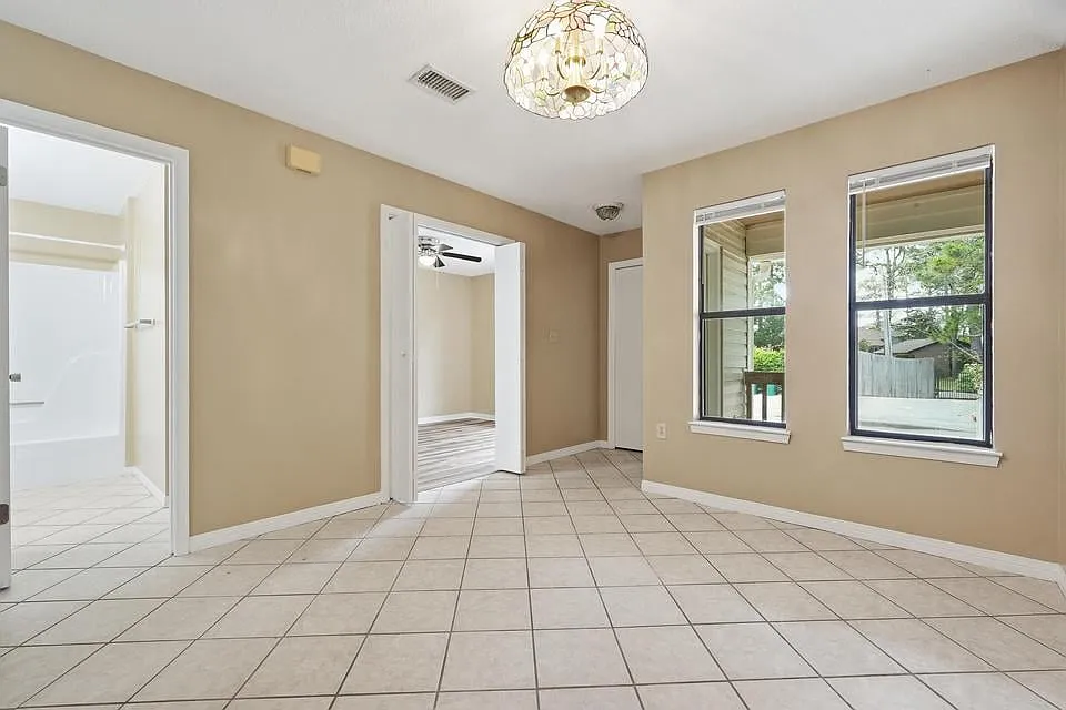 87 Harris Road — Photo 2