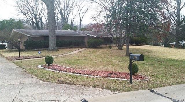 1st image of 35 Harneywold Dr