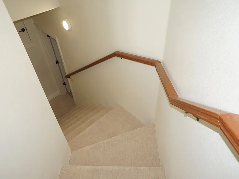 4139 NW Twilight Ter — Photo 38