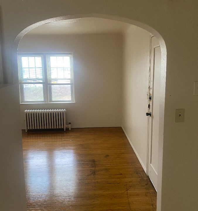 2nd image of 1595 Saint Anthony Ave Unit 24