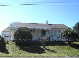 297 Sherwood Dr, Johnstown, PA 15905