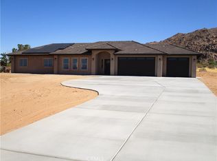 24236 Cahuilla Rd, Apple Valley, CA 92307