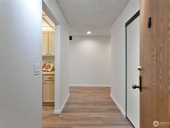 3rd image of 18606 52nd Avenue W #224