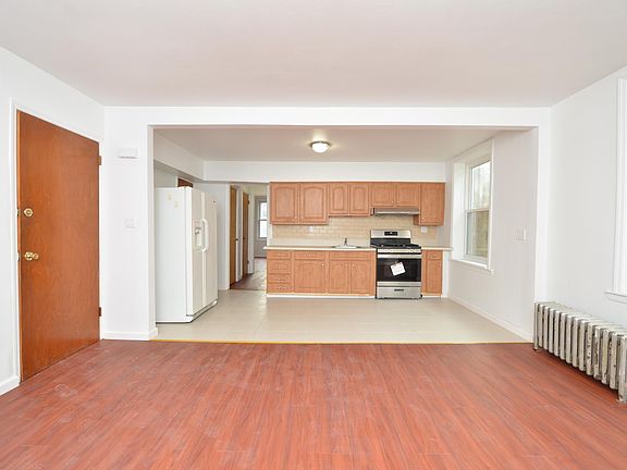 5th image of 8723 15th Ave Floor 2