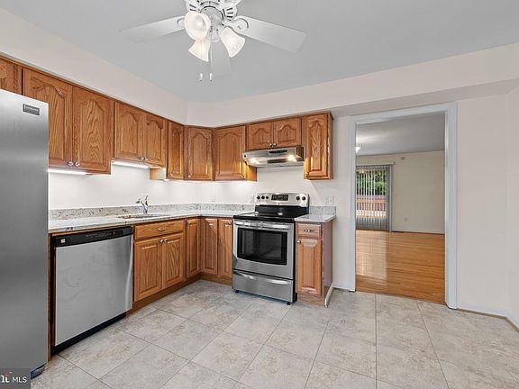 5th image of 8556 Kim Marie Ct