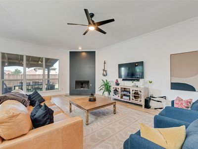 1813 Country Walk Ln, Wylie, TX, 75098