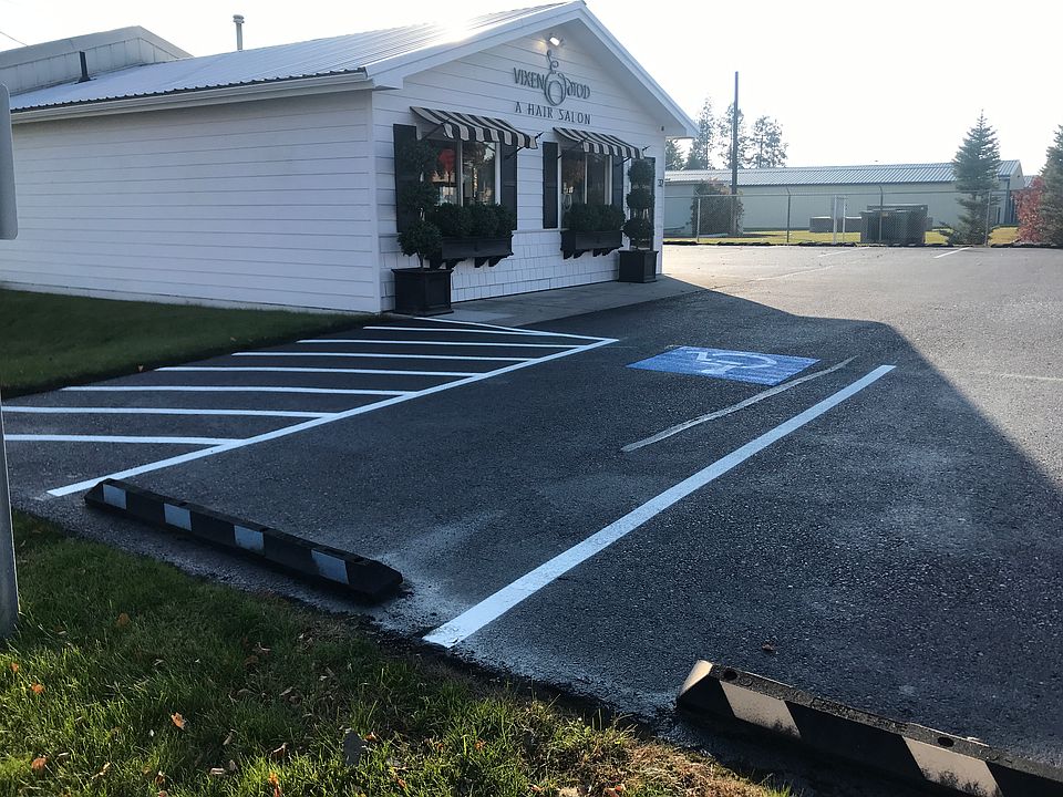 1st image of 32 W Honeysuckle Ave