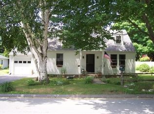 7 Stanton Rd, Clinton, CT 06413