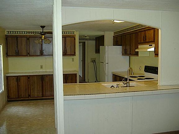 3rd image of 2350 Highway 80