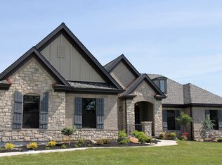 105 Stone Ridge Meadows Dr, O'Fallon, MO 63366