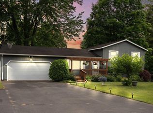 9847 Edgewood Ave, Traverse City, MI 49685