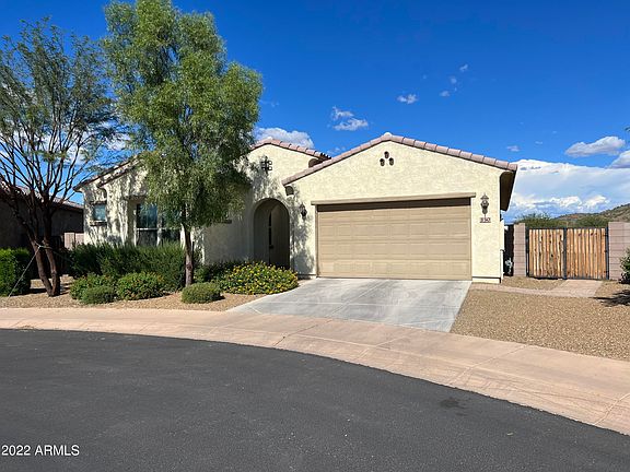 4th image of 130 E Creosote Dr