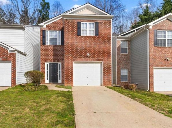 2825 Windsor Forrest Ct, College Park, GA 30349