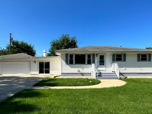2564 E 62nd Pl, Hobart, IN 46342