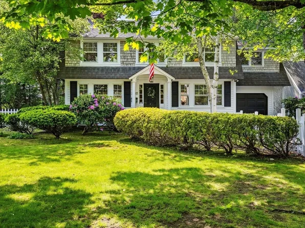 117 Parker Rd, Barnstable, MA 02630