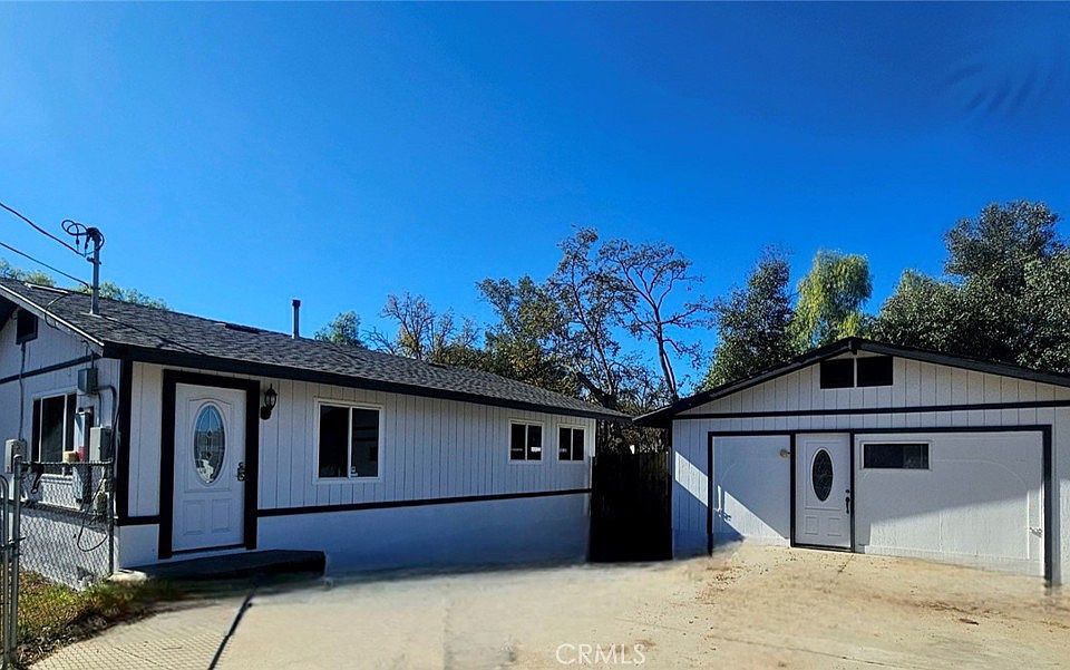 1st image of 17207 Voorhes Ln