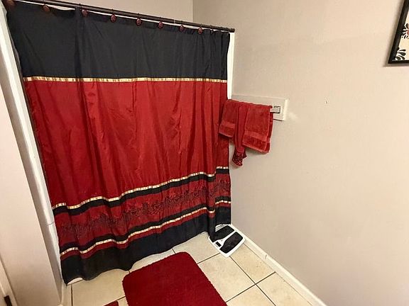 4th image of 2823 Eldorado Pl APT D