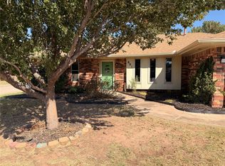 801 Mabel C Fry Blvd, Yukon, OK 73099
