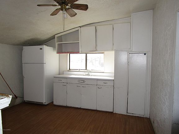 5th image of 607 S Auburn Ave