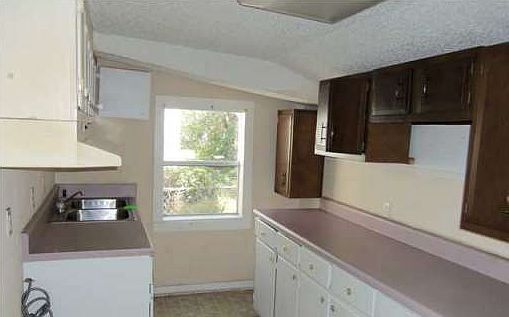 2nd image of 616 N A St