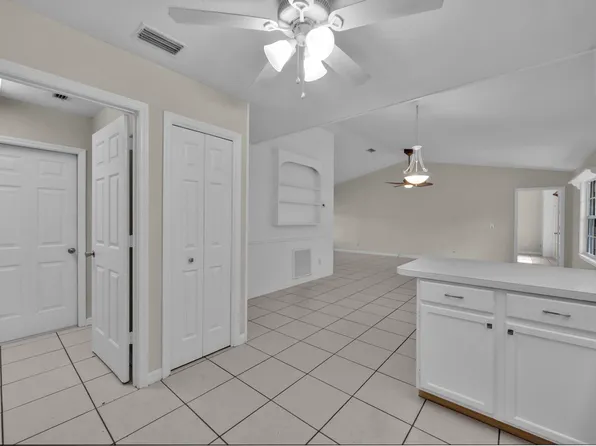 1615 20th Avenue SW, Vero Beach, FL 32962