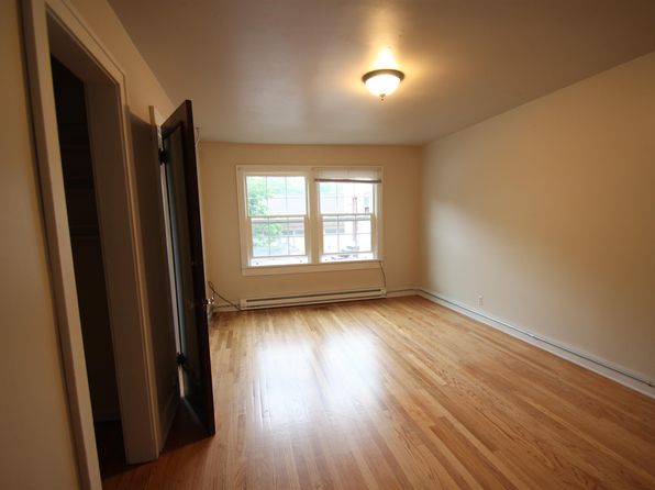 439 University Ave #24