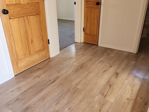 5th image of 7600 Mesa Del Oro Ln