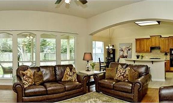 4th image of 7615 Black Mountain Dr