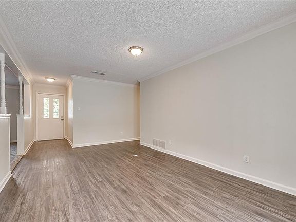 5th image of 3301 Briercliff Dr