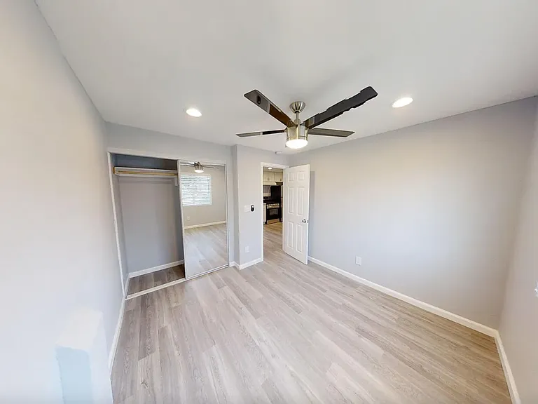 5539-5541 Dorothy Dr — Photo 6