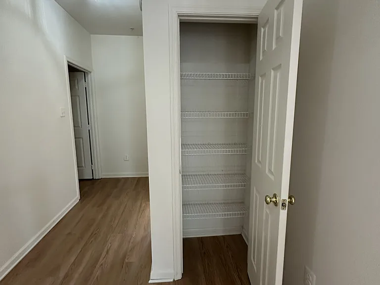 420 Redland Blvd #TOWNHOUSE — Photo 13