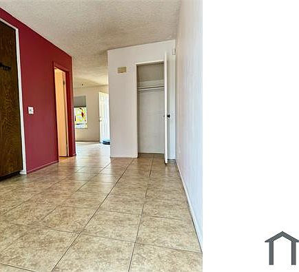 3rd image of 7963 Primrose Ln