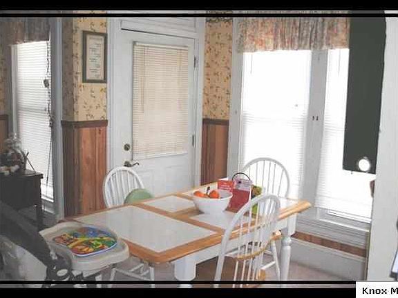 2nd image of 706 W Vine St
