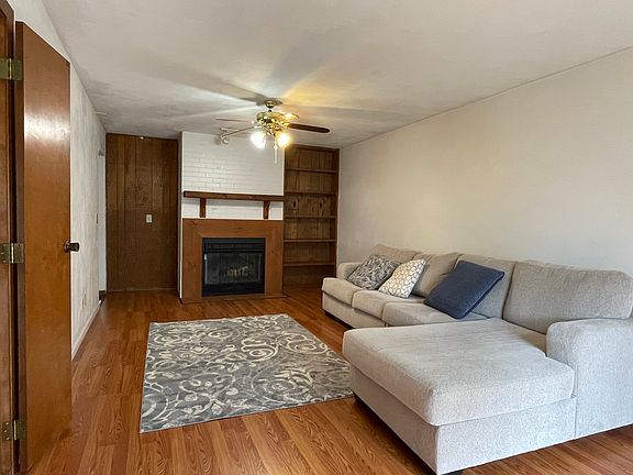 2nd image of 4304 Frontenac Dr