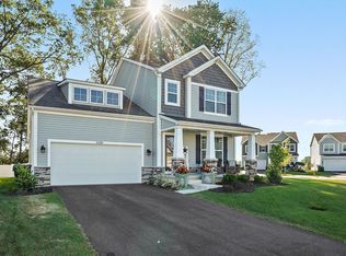6086 Bradwood Dr, Westerville, OH 43081