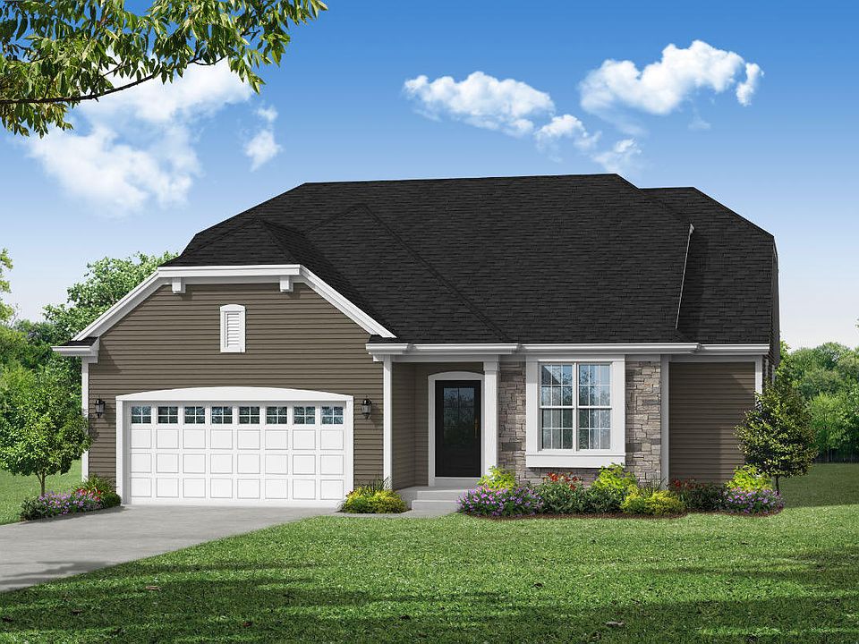 2nd image of W206N17465 Hidden Creek Ct