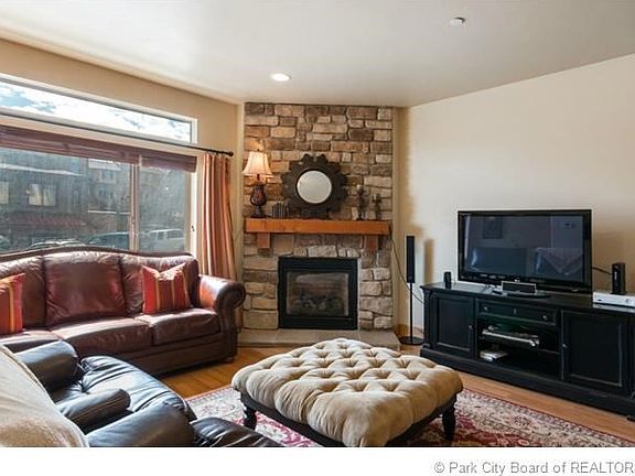 2nd image of 5537 Lillehammer Ln