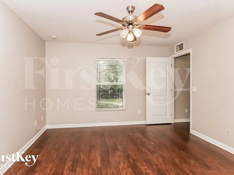 6006 Dora Ave N — Photo 10